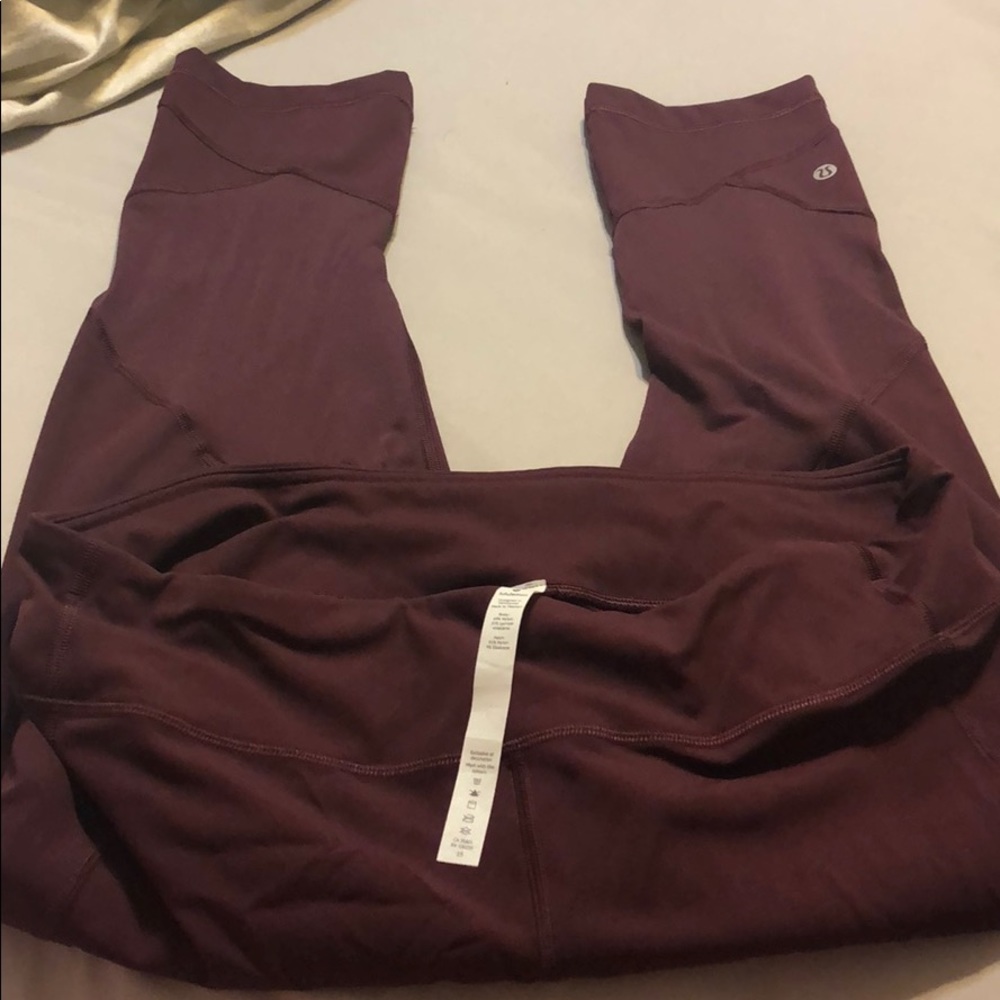 Lululemon Pace Rival crop 22” dark Adobe